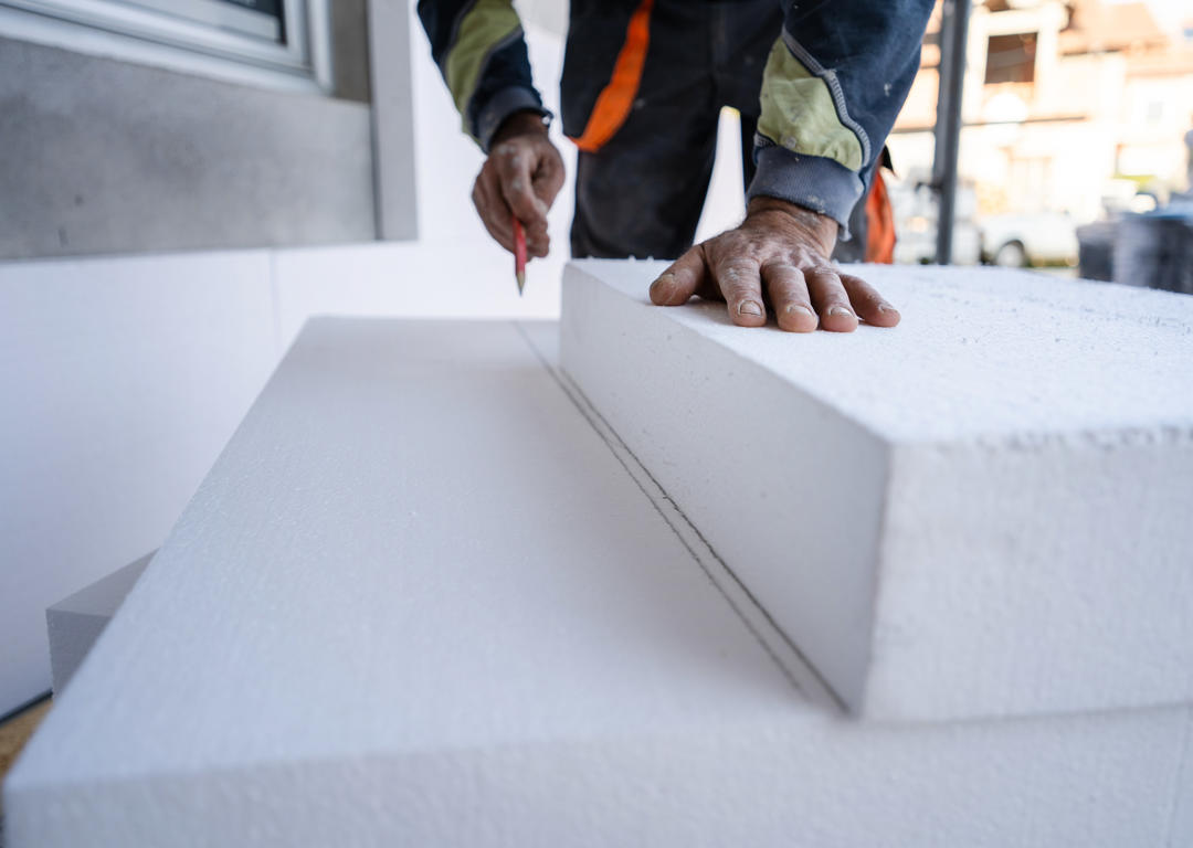 How to Choose the Right Insulation for Your New Home